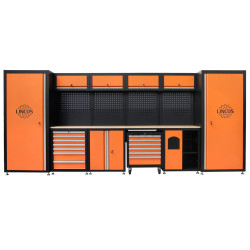 Modulárny garážový úložný systém s pracovnou doskou, skrinkami a perforovaným panelom