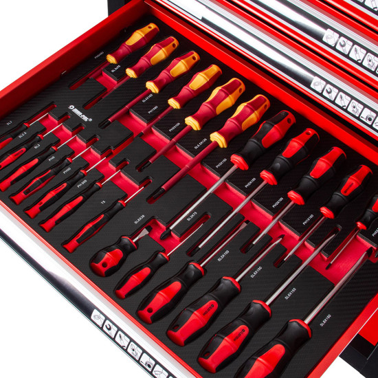 Servisná skrinka 7 zásuvková MAR-POL