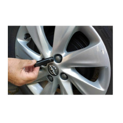 Pinzeta na krytky matíc skrutiek kolies