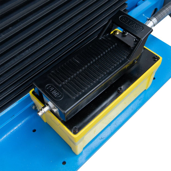 Nožnicový hydraulický prízdvihový zdvihák, pneumatická pumpa, nosnosť 3t