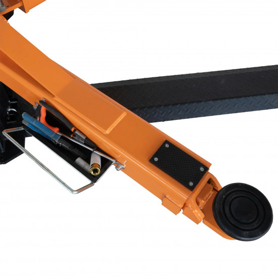 Dvojstĺpový zdvihák s elektrickým odistením západiek, nosnosť 5,5t, 230V / 400V